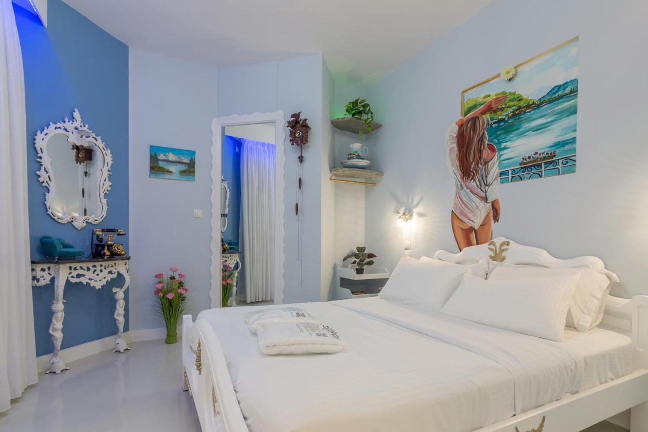 Wonderful Renovated Apartment With Private Patio Ateny Zewnętrze zdjęcie