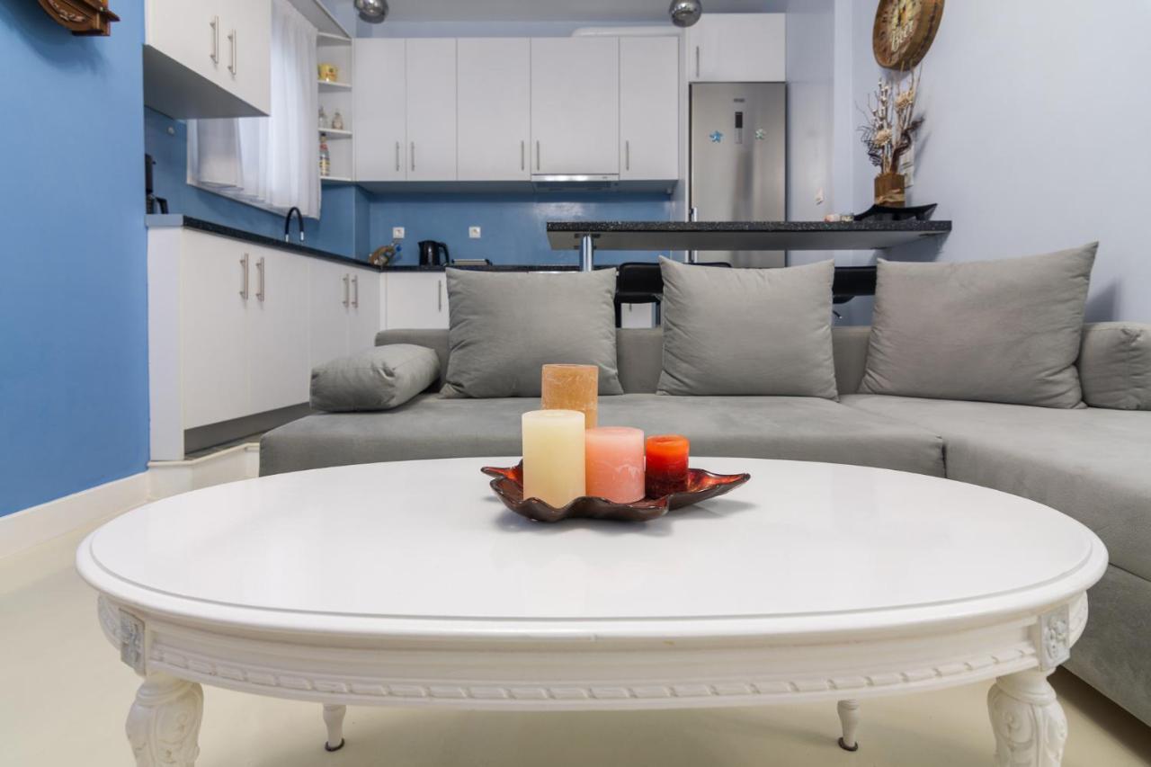 Wonderful Renovated Apartment With Private Patio Ateny Zewnętrze zdjęcie
