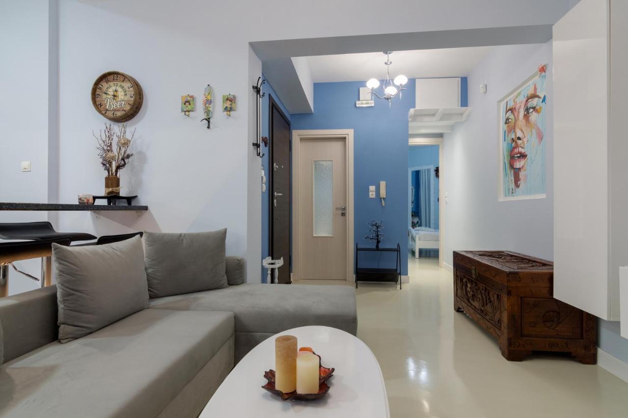 Wonderful Renovated Apartment With Private Patio Ateny Zewnętrze zdjęcie